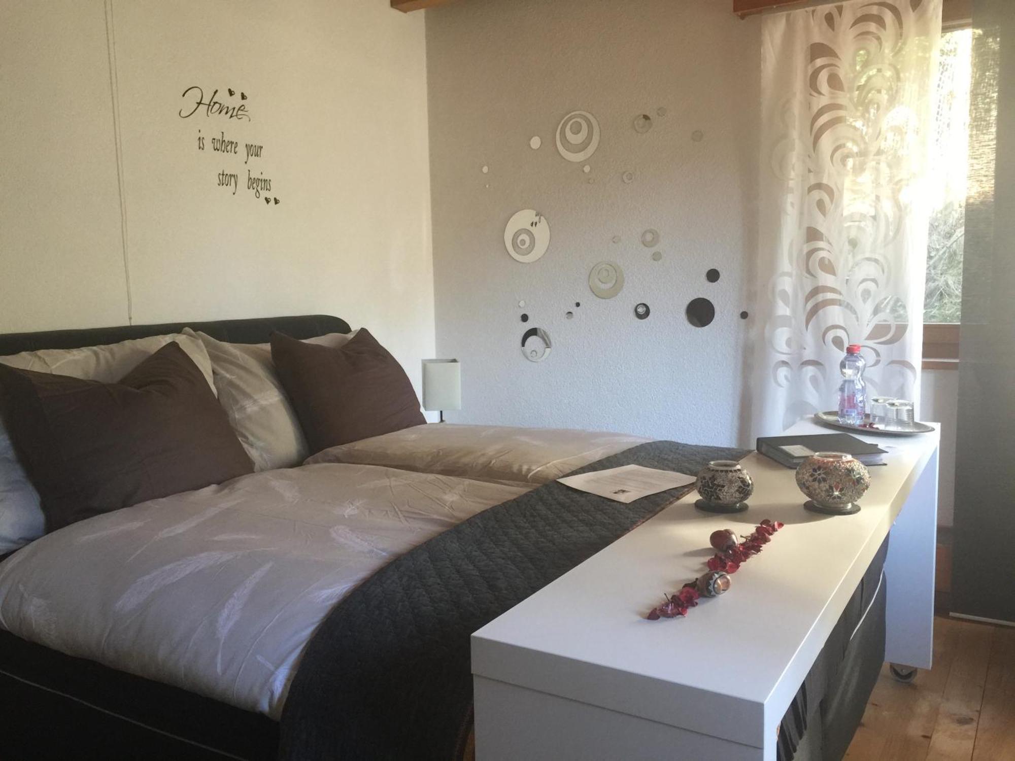 Bed & Breakfast Region Murtensee Münchenwiler Exteriör bild